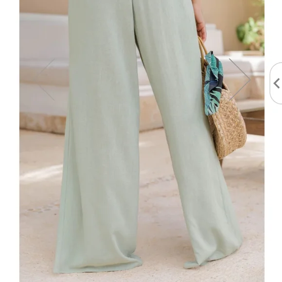 Flowy, comfy NWOT Beach Pants - Picture 3 of 3